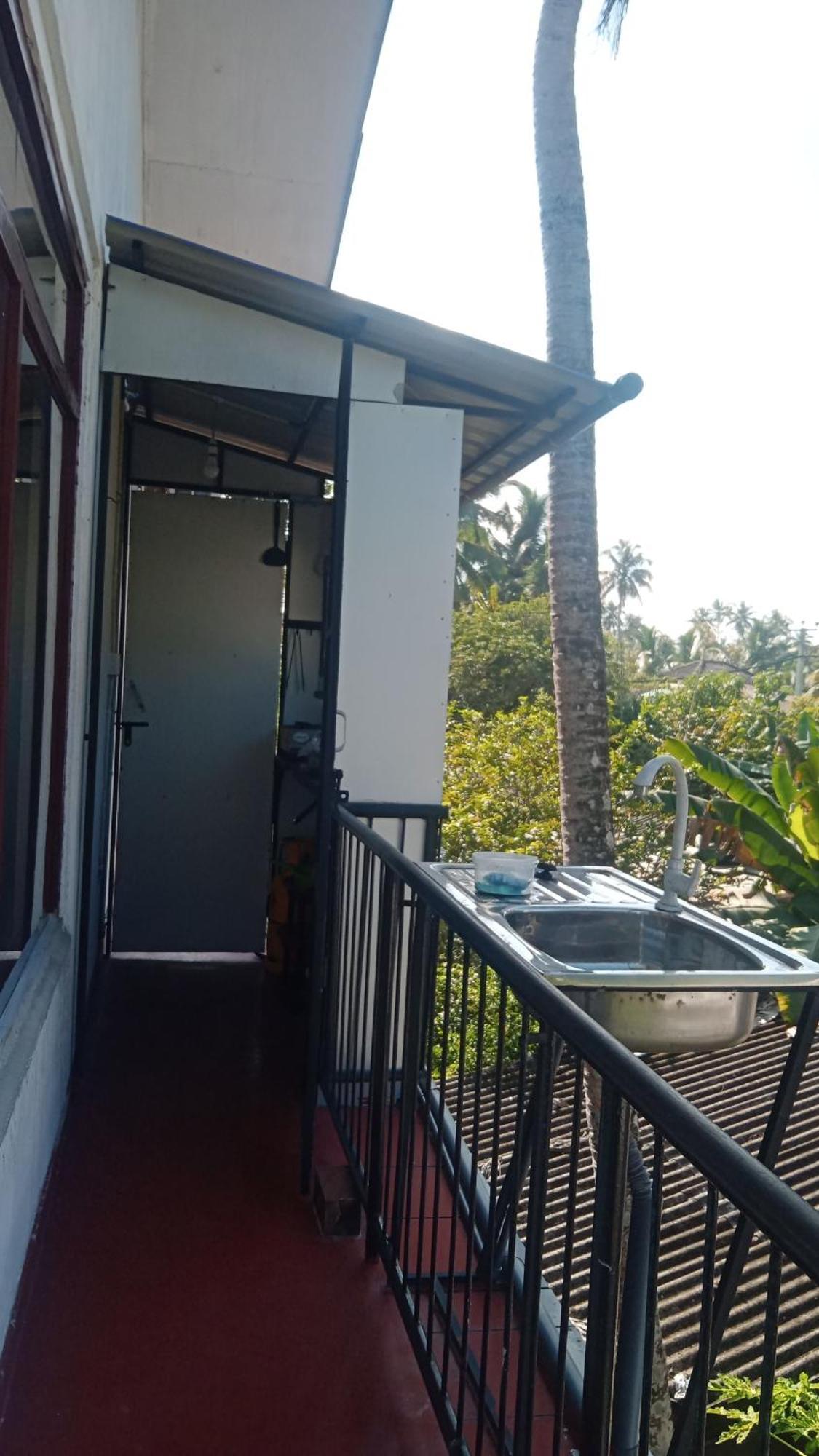 Little Swan Guest house Bentota Extérieur photo