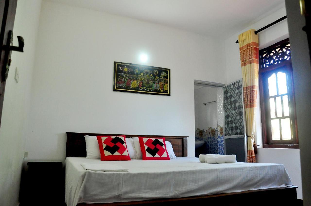 Little Swan Guest house Bentota Extérieur photo